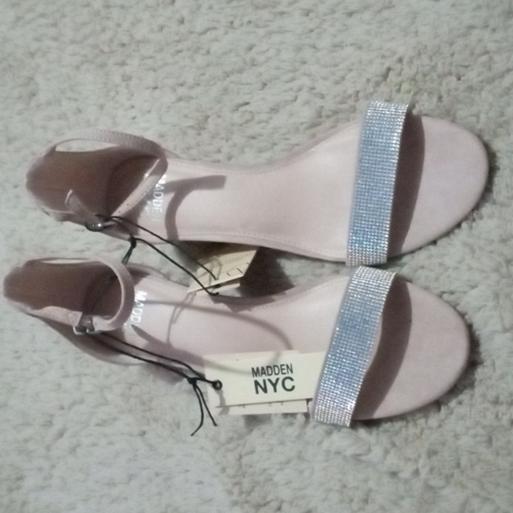 High heels women's